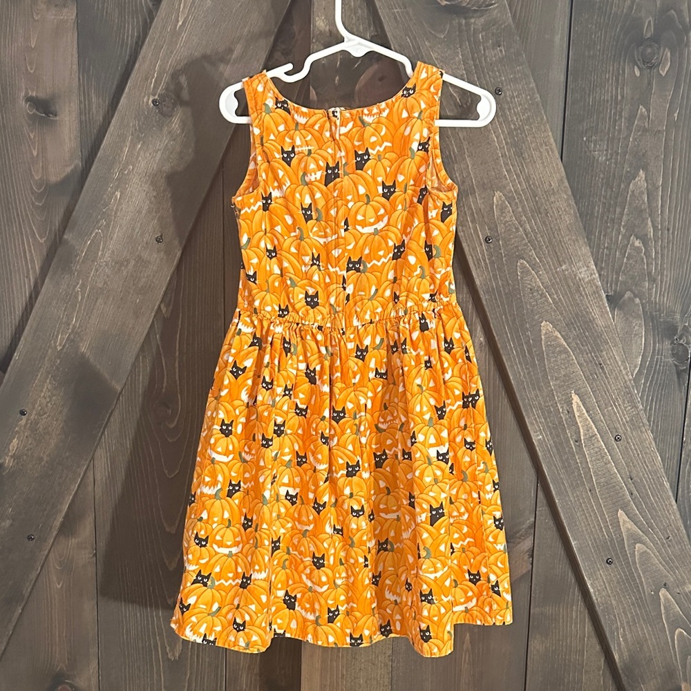 Retrolicious Pumpkin Pattern Dress - Picture 4 of 6